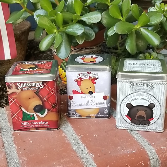 Holiday storage containers - Picture 1 of 5